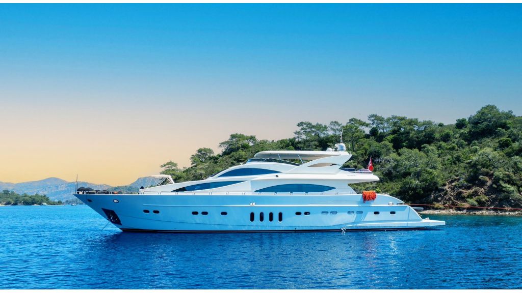 Coral Yacht