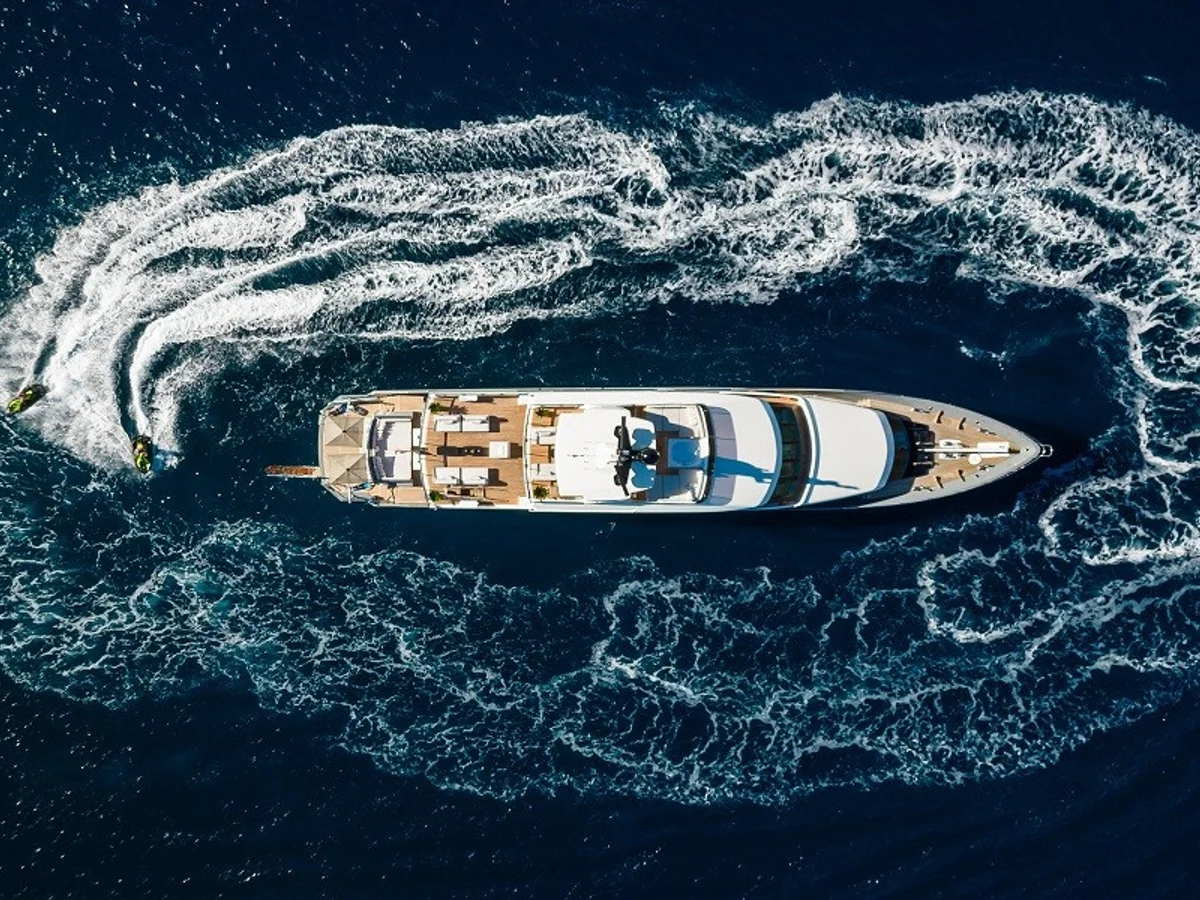 Motoryat illusion II